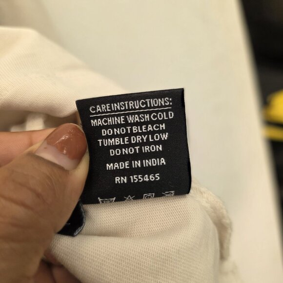 CHNGE Cream Long Sleeve Embroidered Grafic Crop Shirt Size Large - Picture 8 of 12